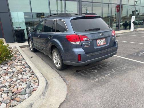 2013 Subaru Outback 2.5i Premium