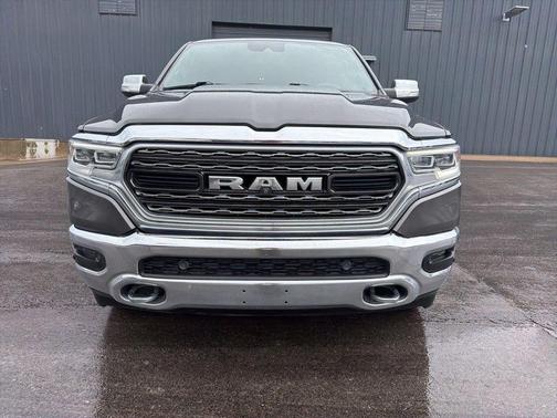 Granite Crystal Clearcoat Metallic 2019 RAM 1500 Limited