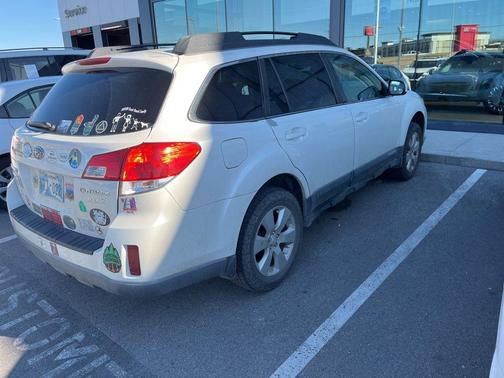 2012 Subaru Outback 2.5i Premium