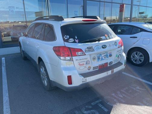 2012 Subaru Outback 2.5i Premium