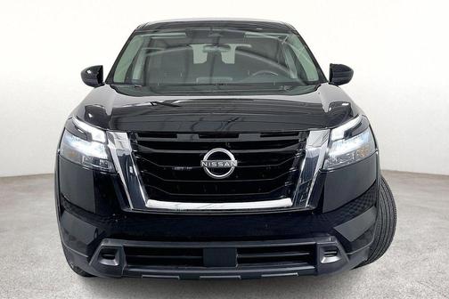 2024 Nissan Pathfinder S