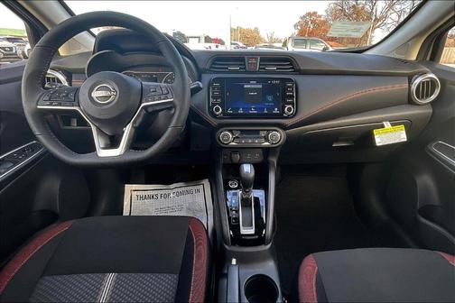 2025 Nissan Versa 1.6 SR