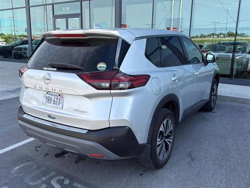 2021 Nissan Rogue SV
