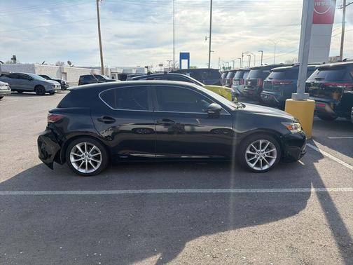2013 Lexus CT 200h Base