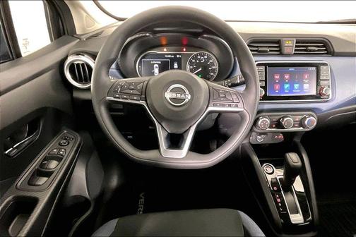 Gun Metallic 2025 Nissan Versa 1.6 SV