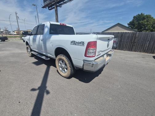 Bright White Clearcoat 2021 RAM 2500 Big Horn