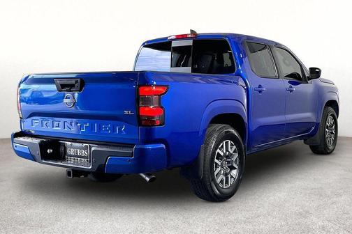 Bluestone Pearl 2024 Nissan Frontier SL