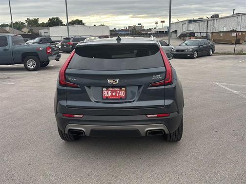 2020 Cadillac XT4 Premium Luxury