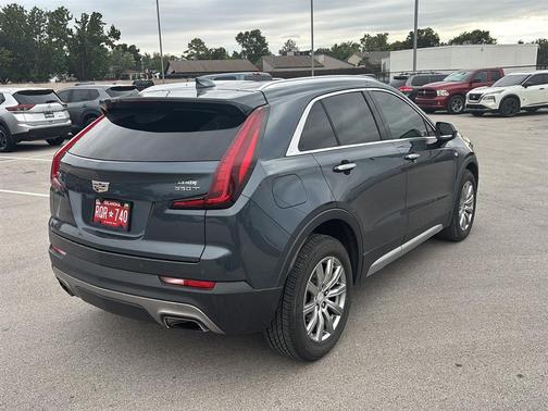 2020 Cadillac XT4 Premium Luxury