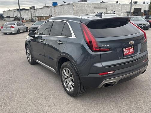 2020 Cadillac XT4 Premium Luxury