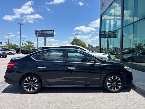 Black 2017 Nissan Sentra SR