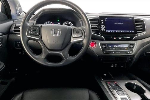 Silver 2025 Honda Ridgeline RTL