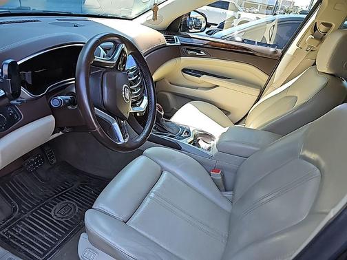 Cocoa Bronze Metallic 2015 Cadillac SRX Luxury Collection