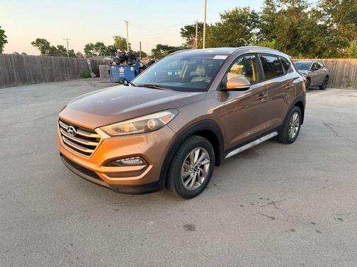 Mojave Sand 2017 Hyundai TUCSON SE Plus