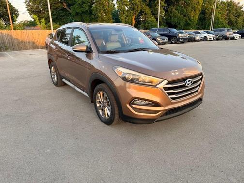 Mojave Sand 2017 Hyundai TUCSON SE Plus