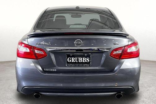 Gun Metallic 2017 Nissan Altima 2.5 SL