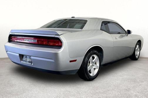 Silver 2010 Dodge Challenger SE