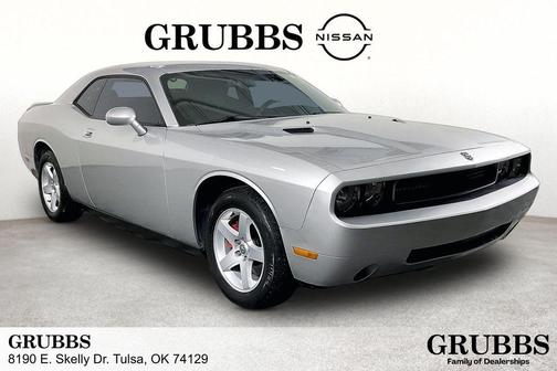 Silver 2010 Dodge Challenger SE