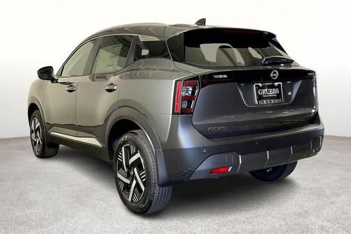 Gun Metallic 2026 Nissan Kicks SV