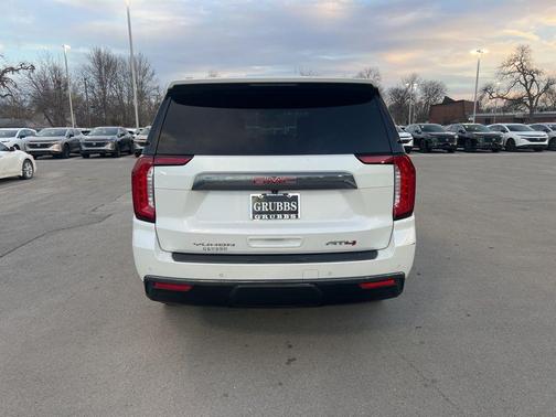 2021 GMC Yukon AT4