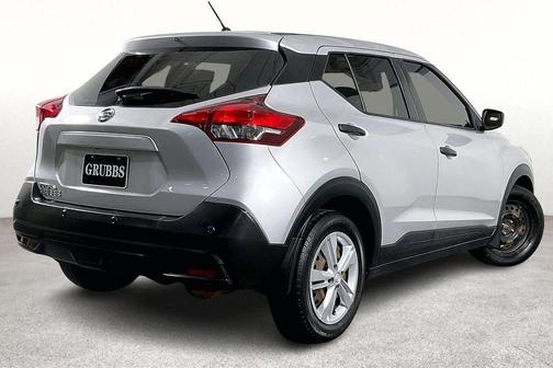 2020 Nissan Kicks S