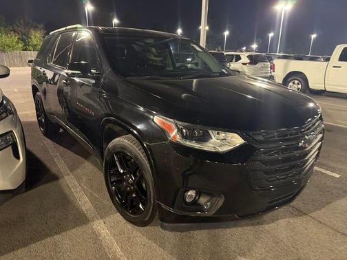 Mosaic Black Metallic 2019 Chevrolet Traverse Premier