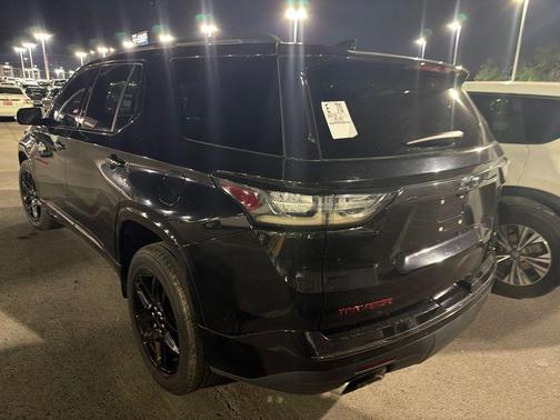 Mosaic Black Metallic 2019 Chevrolet Traverse Premier