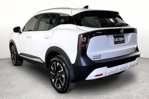 Fresh Powder 2027 Nissan Kicks SV