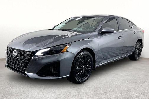 Gun Metallic 2026 Nissan Altima 2.5 SV