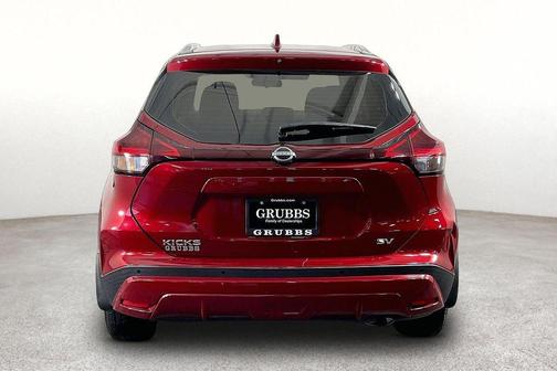 Scarlet Ember 2022 Nissan Kicks SV