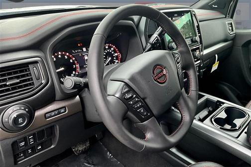 2024 Nissan Titan PRO-4X