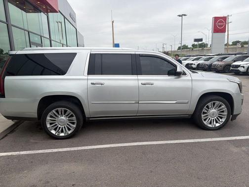 Radiant Silver Metallic 2019 Cadillac Escalade ESV Platinum