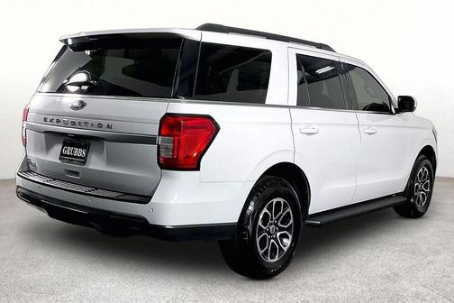 Oxford White 2024 Ford Expedition XLT