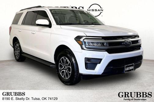 Oxford White 2024 Ford Expedition XLT