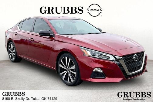 Scarlet Ember 2021 Nissan Altima 2.5 SR