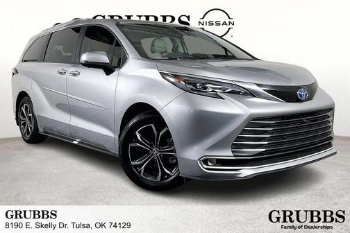 2025 Toyota Sienna Platinum 7 Passenger