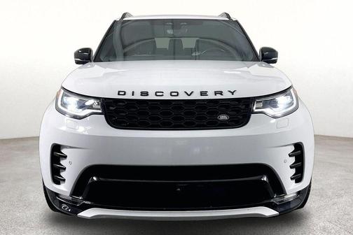 Fuji White 2022 Land Rover Discovery P360 S R-Dynamic