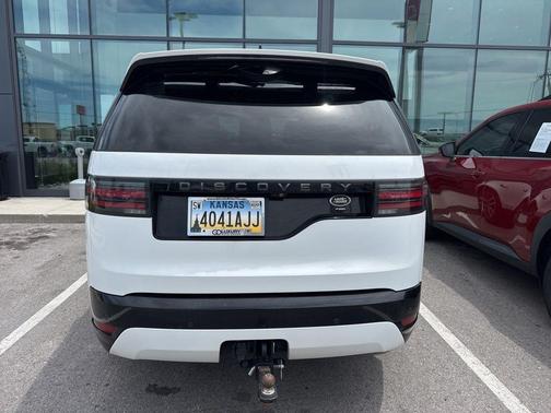 White 2022 Land Rover Discovery P360 S R-Dynamic