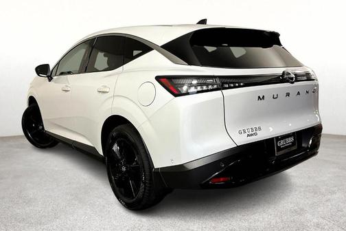 2025 Nissan Murano SV