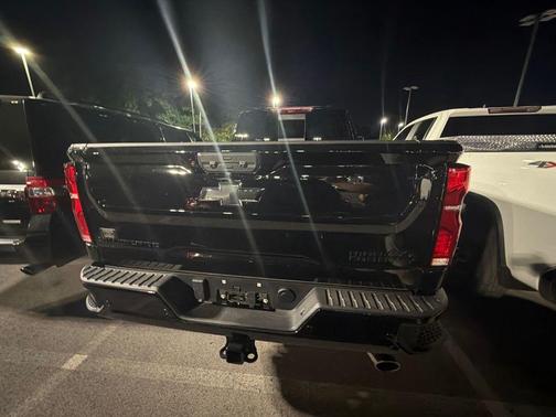 Black 2024 Chevrolet Silverado 2500 High Country