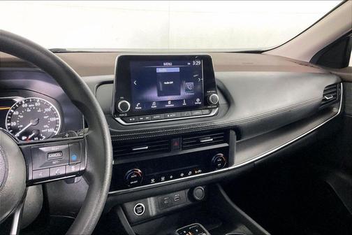 Brilliant Silver Metallic 2023 Nissan Rogue SV
