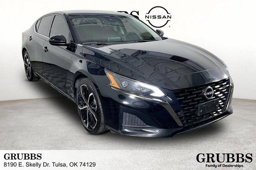 Black Metallic 2024 Nissan Altima 2.5 SR