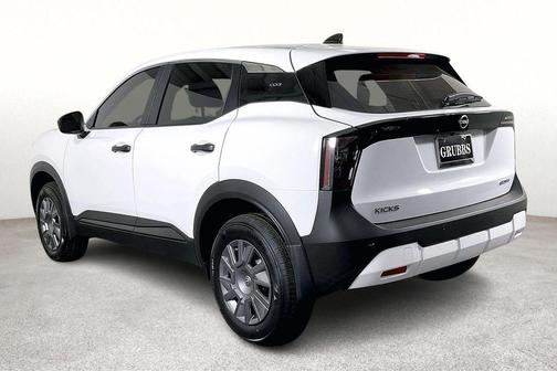 Fresh Powder 2026 Nissan Kicks S