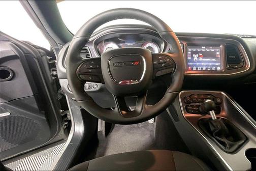 Destroyer Gray Clearcoat 2017 Dodge Challenger R/T