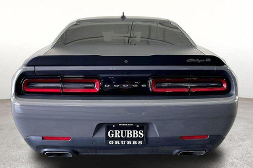 Destroyer Gray Clearcoat 2017 Dodge Challenger R/T