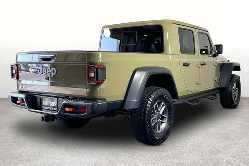 41 2025 Jeep Gladiator Mojave