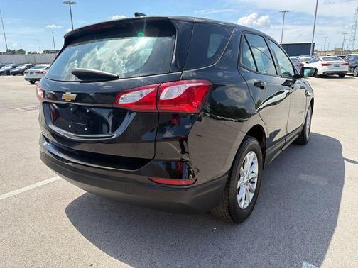 Mosaic Black Metallic 2019 Chevrolet Equinox LS