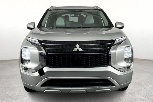 2024 Mitsubishi Outlander SEL
