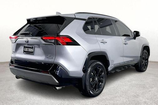 2024 Toyota RAV4 Hybrid SE