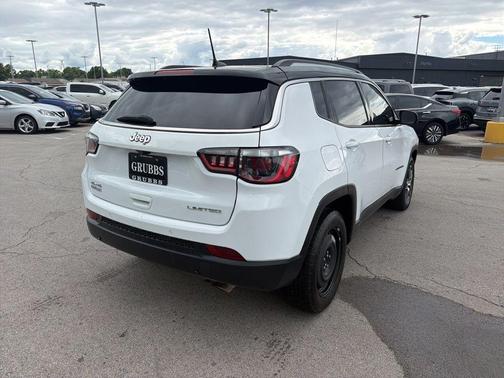 Bright White Clearcoat 2022 Jeep Compass Limited